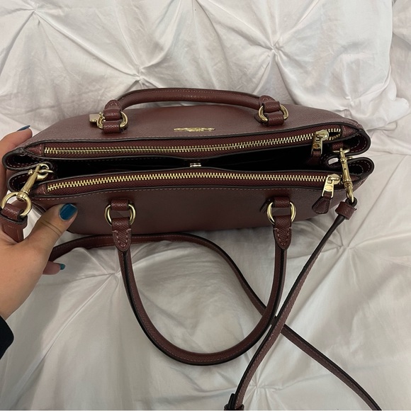 Excellent Condition Coach Surrey Carryall Purse/Handbag - Picture 9 of 16